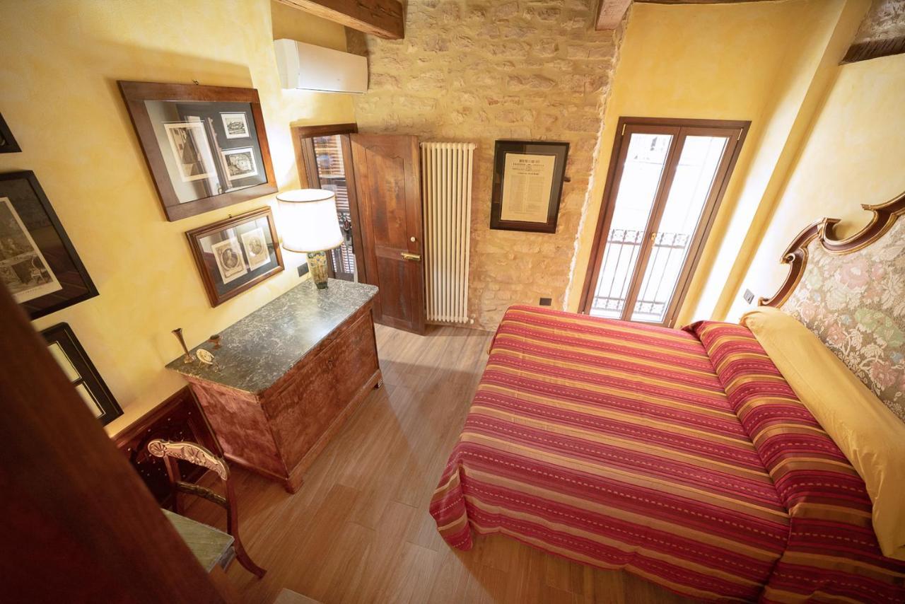 Degli Alessandri House Sassoferrato Extérieur photo